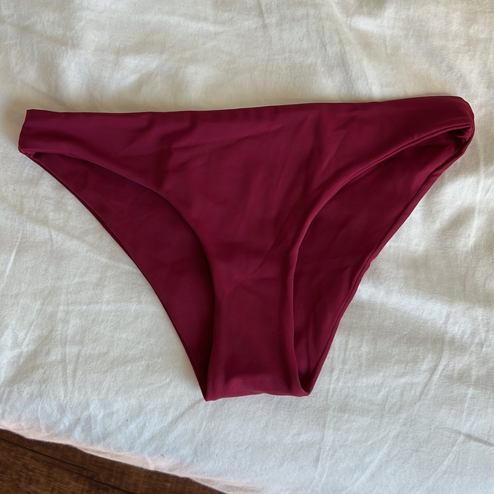 NEW Puntamar Sinai Red Fruit Brazilian Bikini Bottoms Low Rider Small